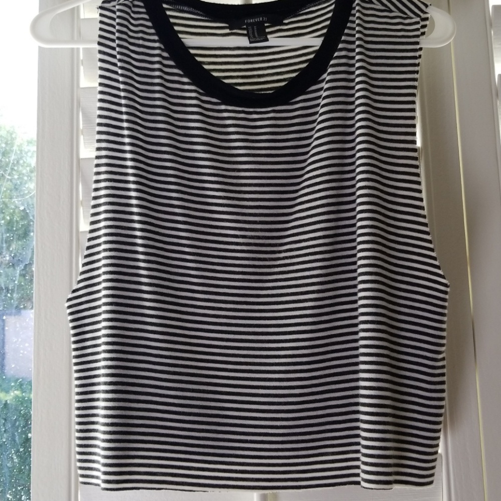 Striped crop top.